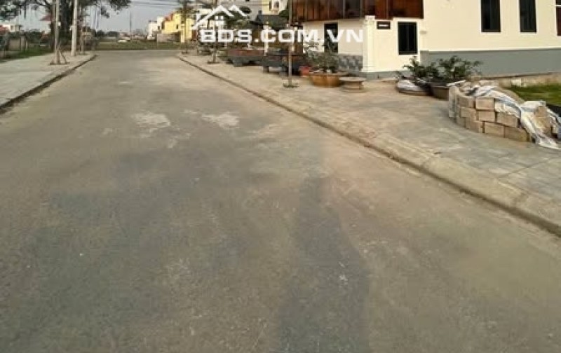 CHÍNH CHỦ CẮT LÔ LÔ ĐẤT TẠI QUẤT LÂM NAM ĐỊNH ĐIỂM CUỐI CAO TỐC LẠC QUẦN